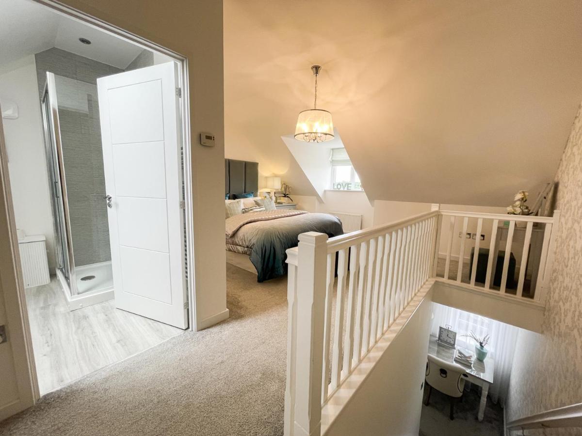 Newly Developed 3 Bedroom Home Glasgow Esterno foto