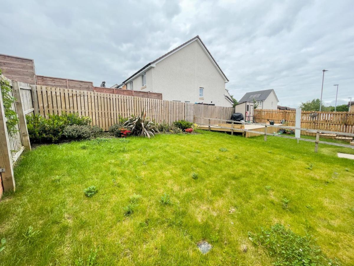 Newly Developed 3 Bedroom Home Glasgow Esterno foto
